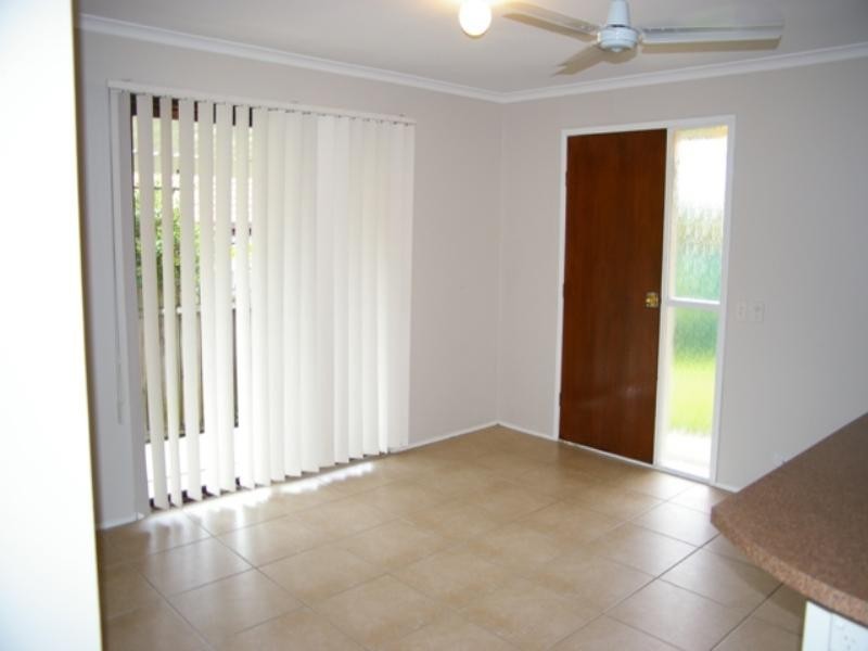 1/291 Government Road, Labrador QLD 4215