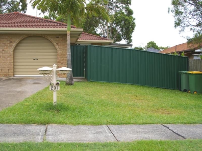 1/291 Government Road, Labrador QLD 4215