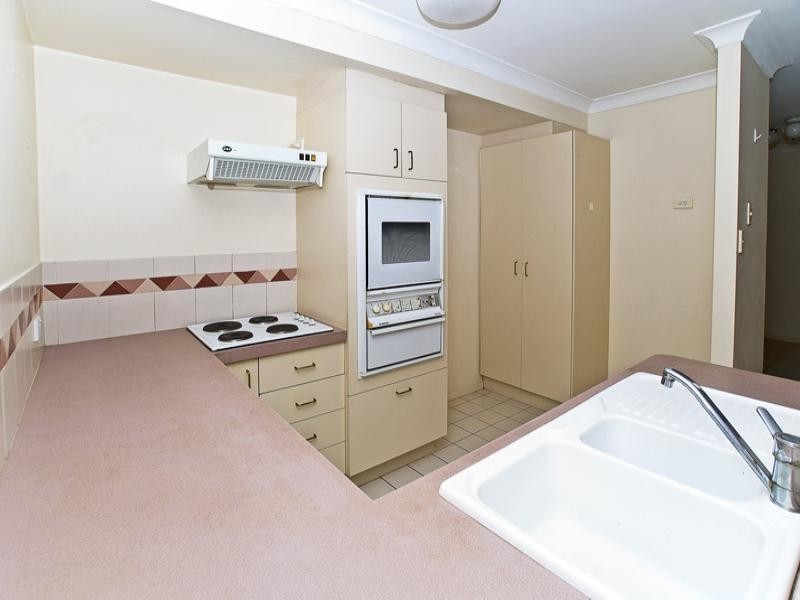 10/23 Tristan Court, Benowa QLD 4217