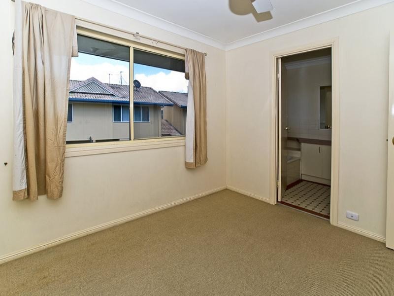 10/23 Tristan Court, Benowa QLD 4217