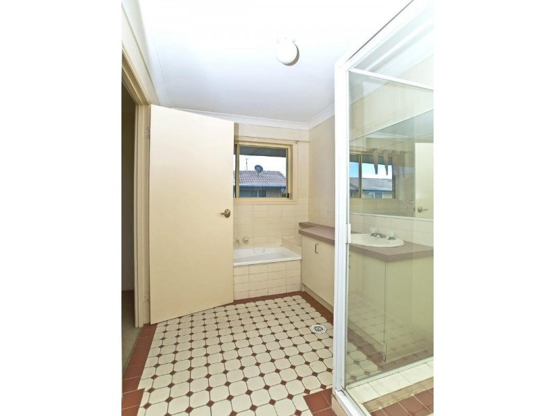 10/23 Tristan Court, Benowa QLD 4217