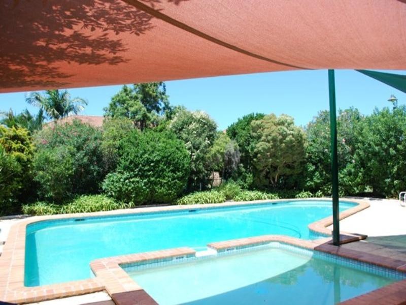 10/23 Tristan Court, Benowa QLD 4217