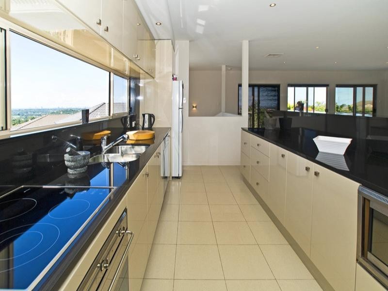 Highland Park QLD 4211