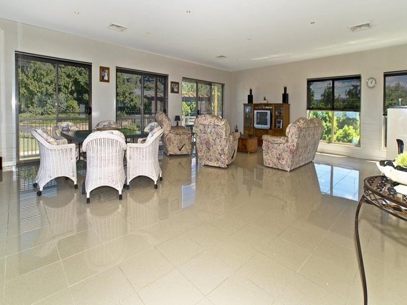 Highland Park QLD 4211