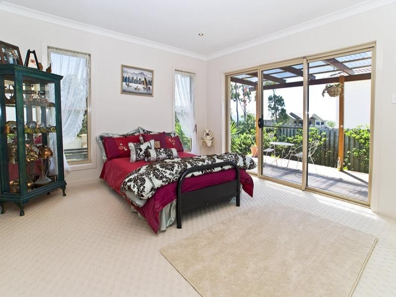 Highland Park QLD 4211