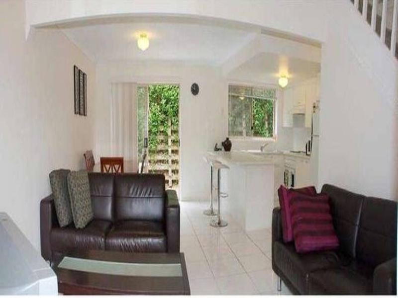 13/1A Alison Road, Carrara QLD 4211