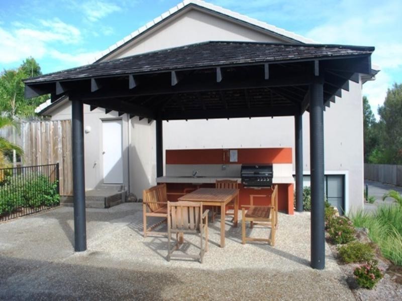 8/15 Ancona Street, Carrara QLD 4211