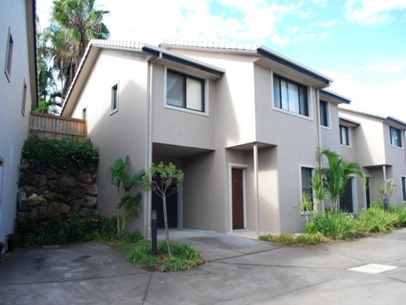 8/15 Ancona Street, Carrara QLD 4211