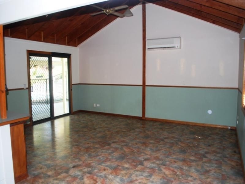 Highland Park QLD 4211