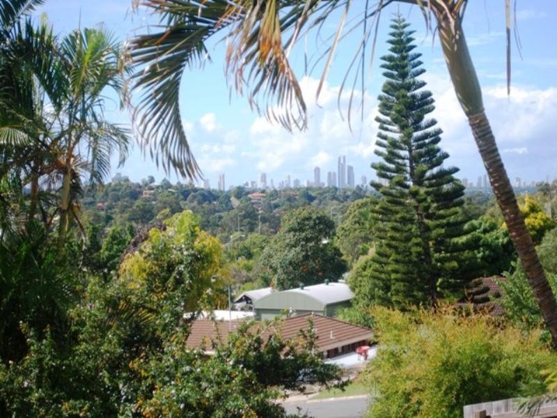 Highland Park QLD 4211