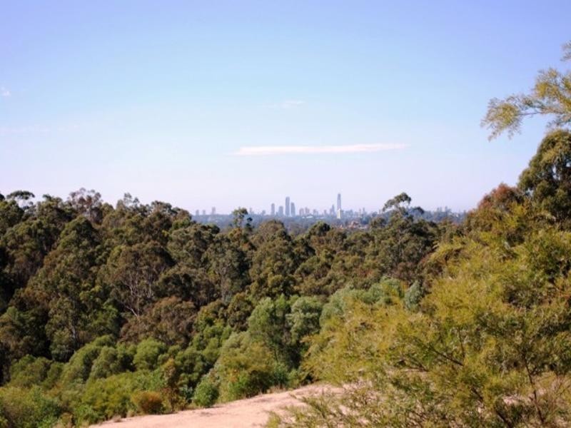 123 Arunta Drive, Mount Nathan QLD 4211