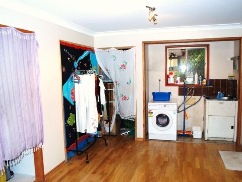 32 Whitian Drive, Carrara QLD 4211