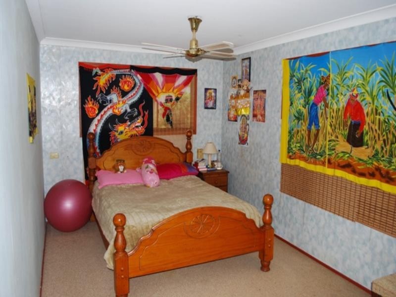 32 Whitian Drive, Carrara QLD 4211