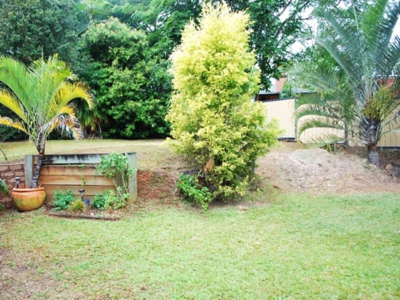 32 Whitian Drive, Carrara QLD 4211