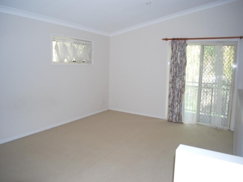 Highland Park QLD 4211