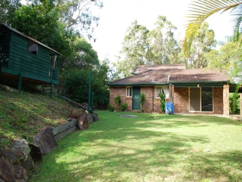 Highland Park QLD 4211