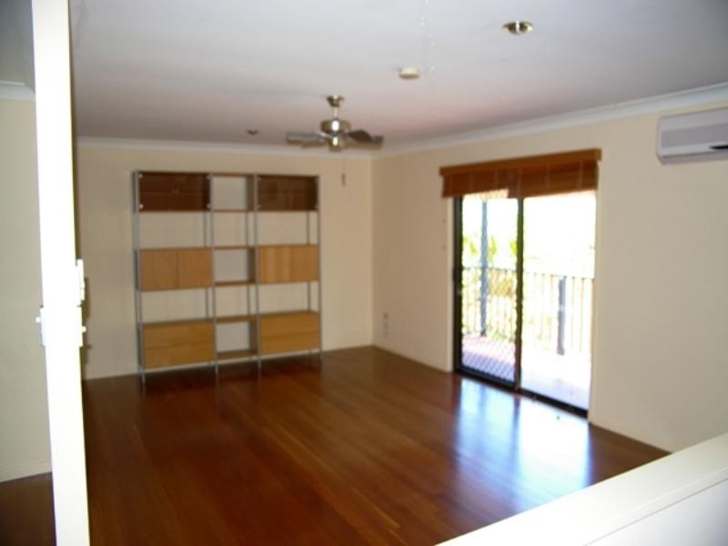 Highland Park QLD 4211