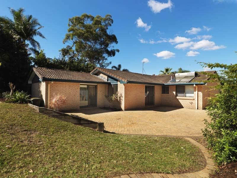 4 Rosella Court, Carrara QLD 4211