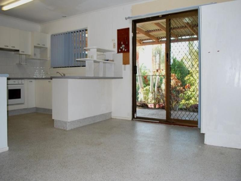 4 Alzino Place, Carrara QLD 4211