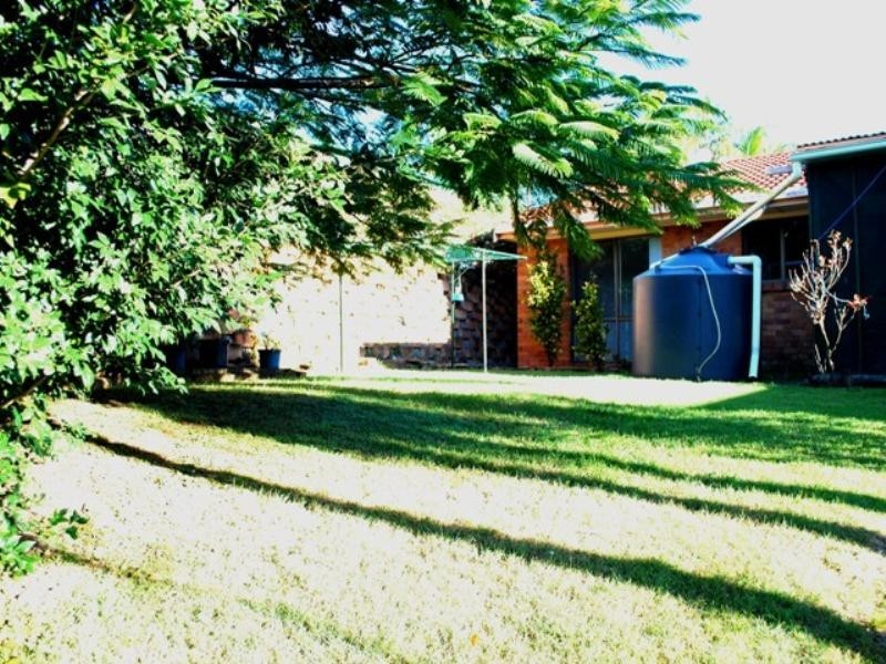 4 Alzino Place, Carrara QLD 4211