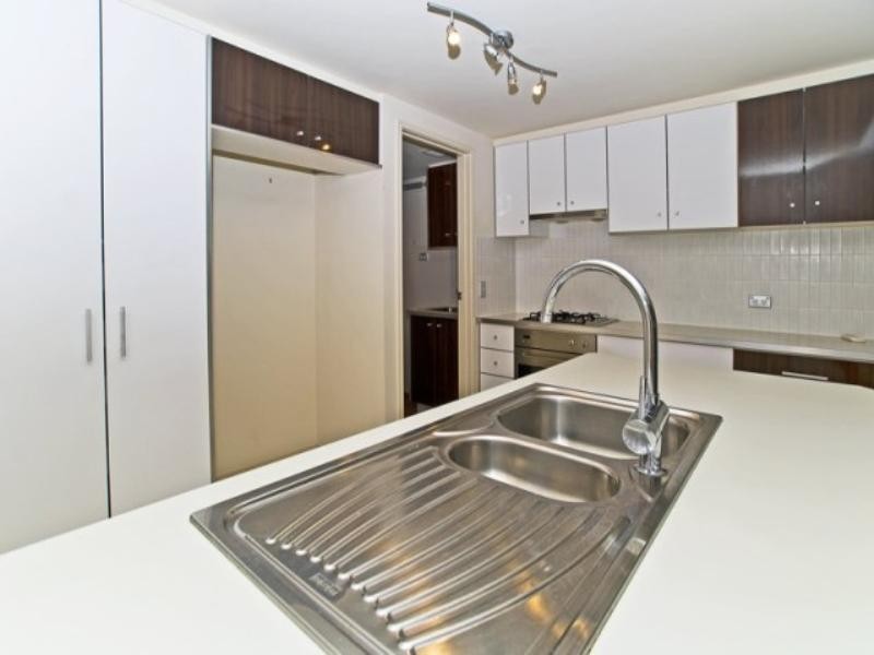 6/3208 Central Place, Carrara QLD 4211