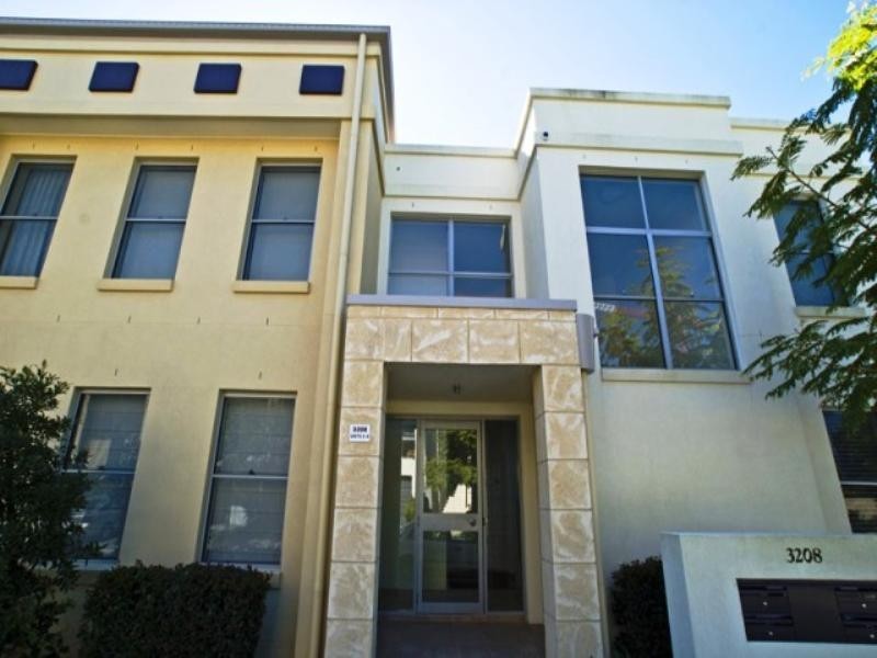 6/3208 Central Place, Carrara QLD 4211