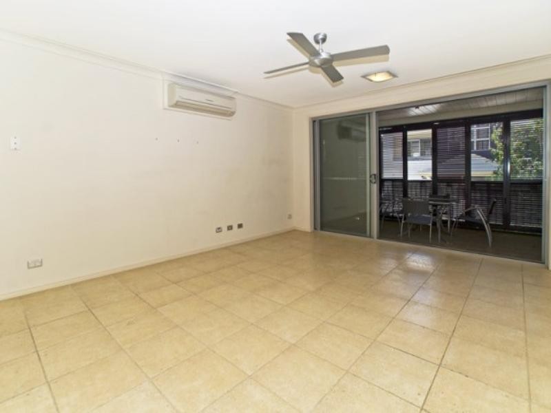 6/3208 Central Place, Carrara QLD 4211