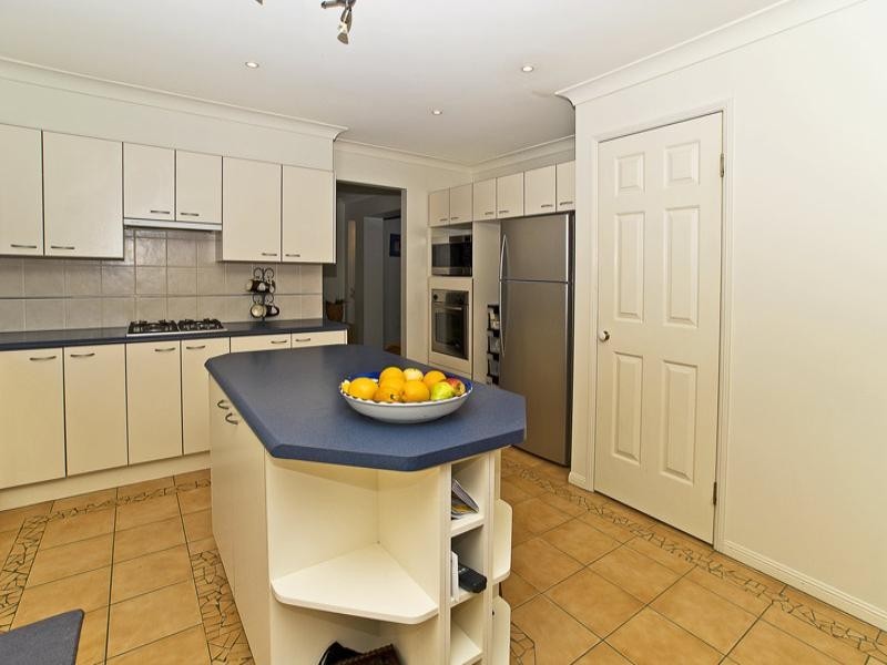 12 Marla Way, Carrara QLD 4211