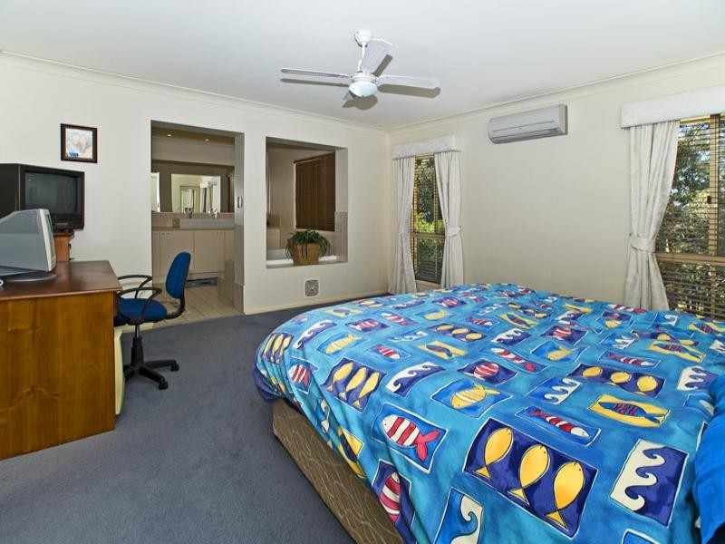 12 Marla Way, Carrara QLD 4211