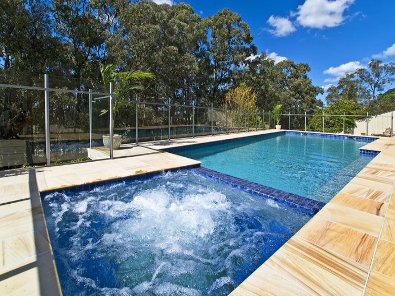 12 Marla Way, Carrara QLD 4211