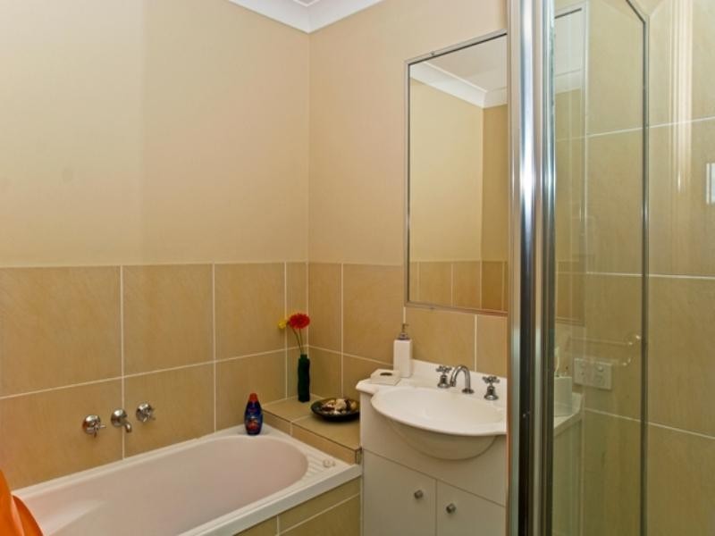 69/1 Coelia Court, Carrara QLD 4211