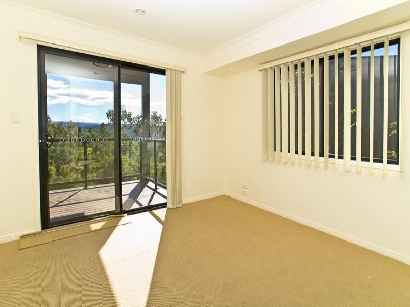38/2 Ridgeline Way, Highland Park QLD 4211