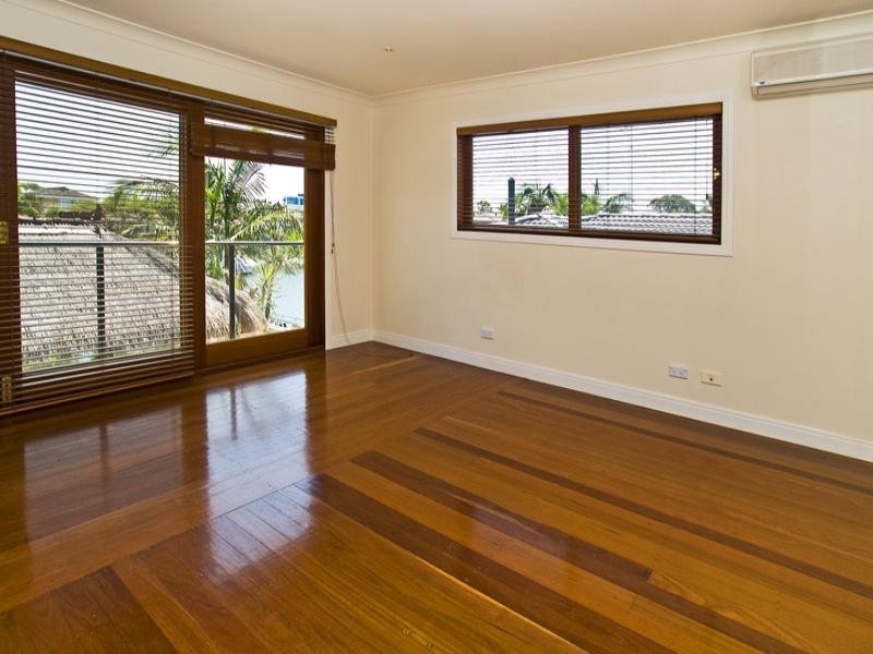 98 Gibraltar Drive, Isle Of Capri QLD 4217