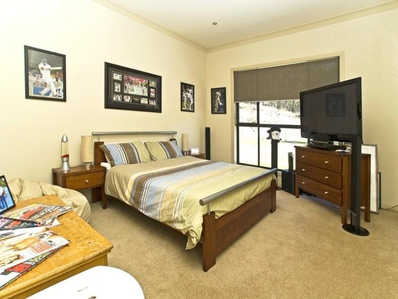 10 Isla Court, Bonogin QLD 4213