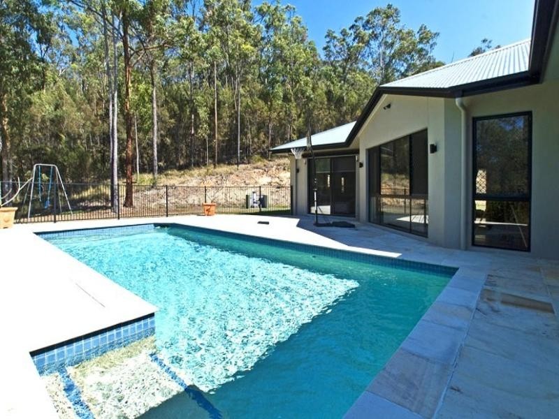 10 Isla Court, Bonogin QLD 4213