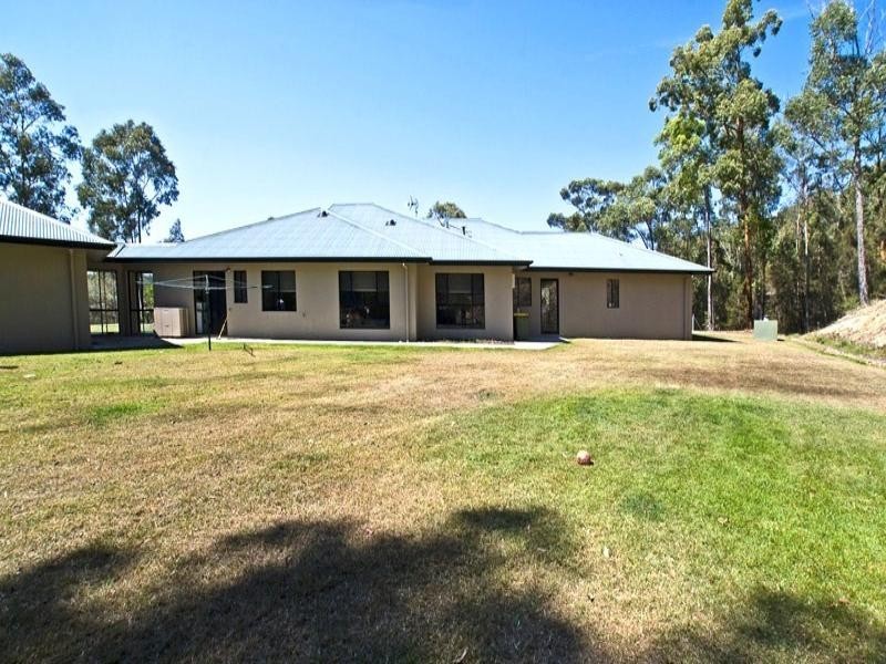 10 Isla Court, Bonogin QLD 4213