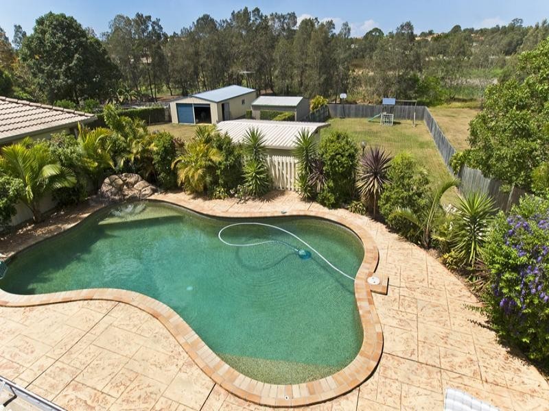 54 Bradstone Road, Carrara QLD 4211