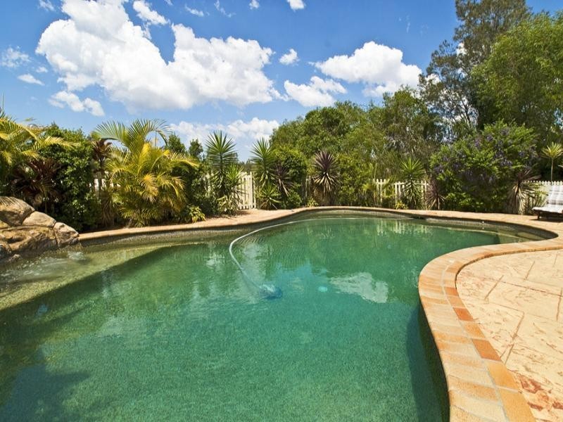 54 Bradstone Road, Carrara QLD 4211
