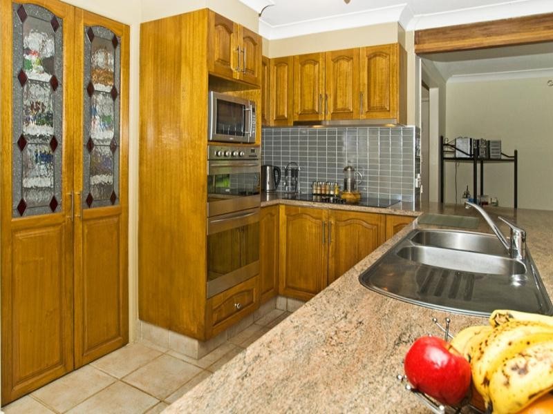 54 Bradstone Road, Carrara QLD 4211