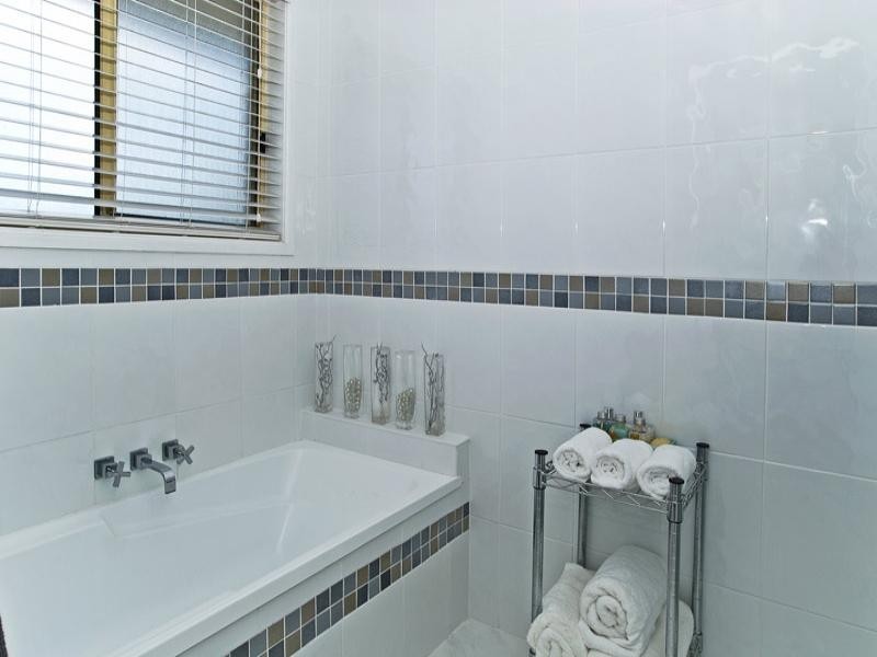 54 Bradstone Road, Carrara QLD 4211
