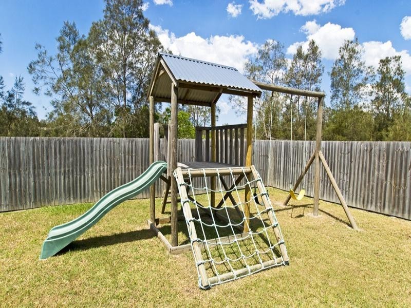 54 Bradstone Road, Carrara QLD 4211