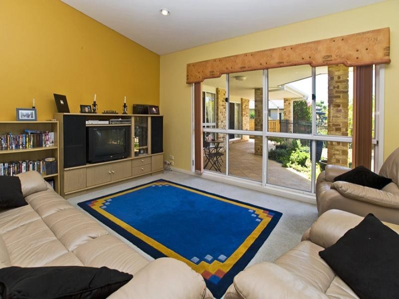 3 Nandewar Court, Carrara QLD 4211