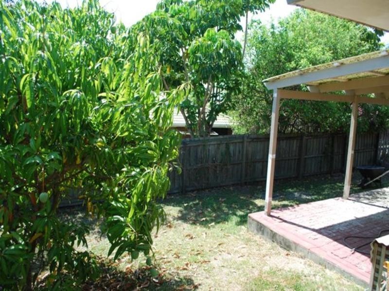 6 Dunhill Court, Carrara QLD 4211