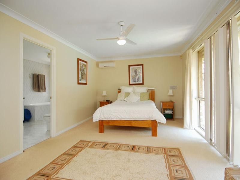 9 Ardrossan Place, Highland Park QLD 4211