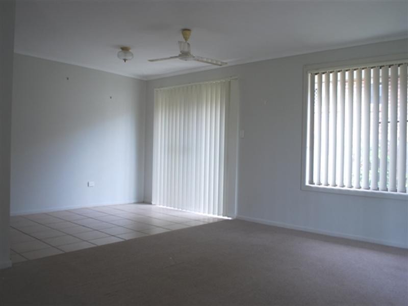 10 Dunsby Court, Carrara QLD 4211