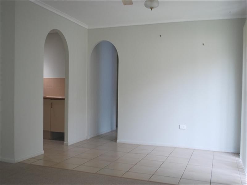 10 Dunsby Court, Carrara QLD 4211