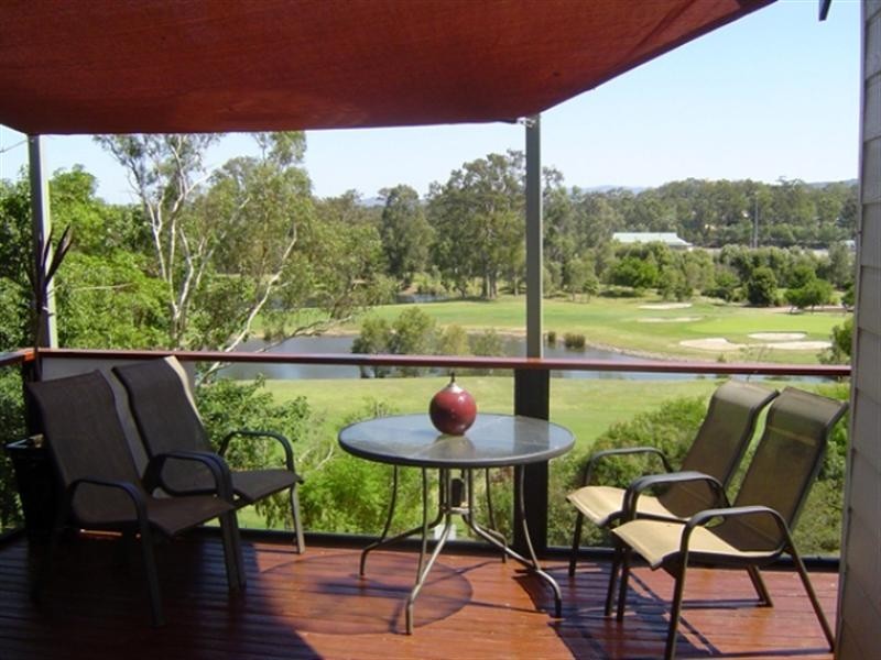 77 Plateau Crescent, Carrara QLD 4211