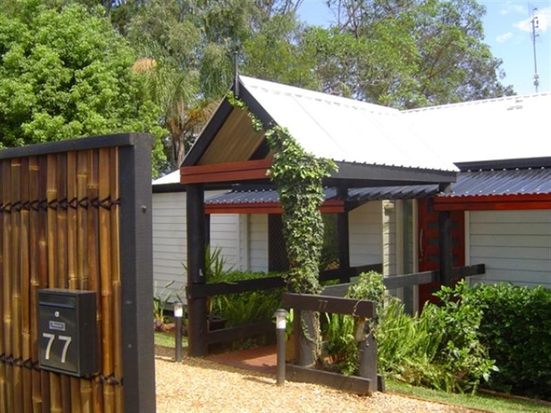 77 Plateau Crescent, Carrara QLD 4211