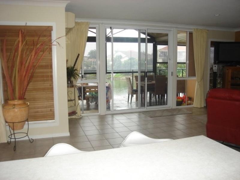 20 Massachusetts Court, Varsity Lakes QLD 4227