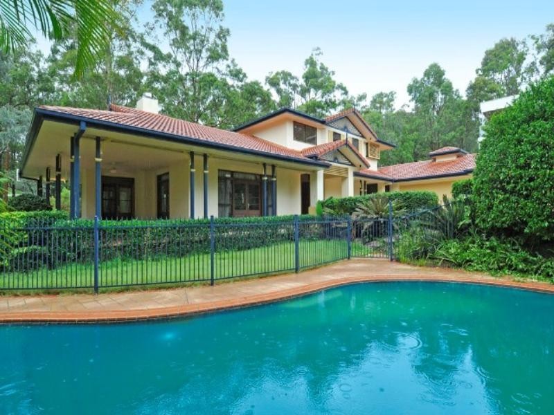 46 Canada Place, Arundel QLD 4214